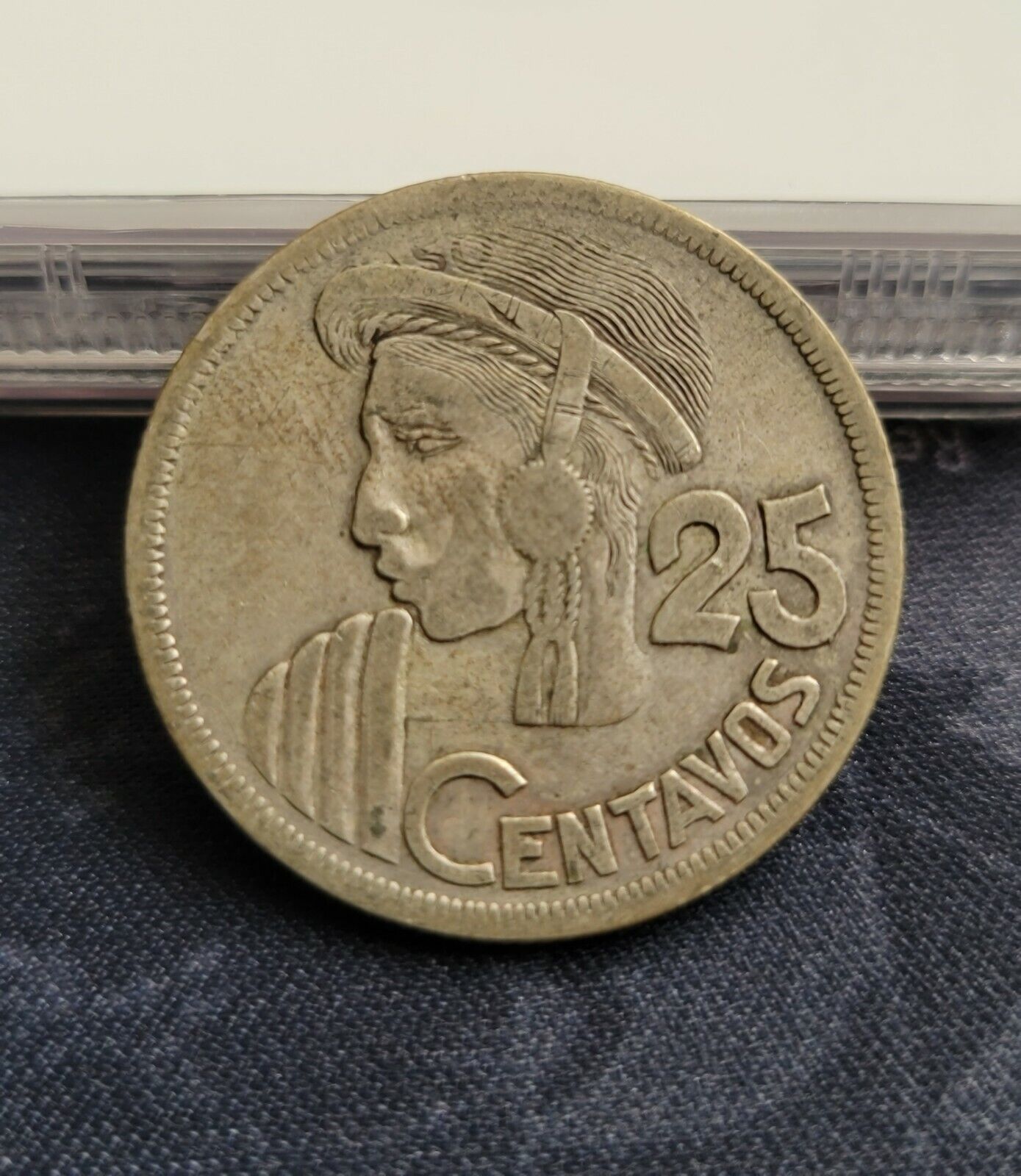 Guatemala 1958 25 Centavos Silver Coin + Vf  Mintage 394,000k 🇬🇹👍
